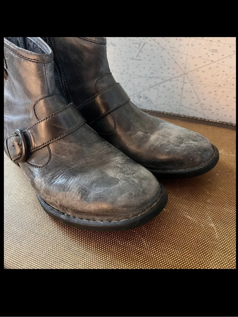 EUC! Born Distressed Gray Leather Lined Zip-up Buckles Low Heel Boots Size 9
